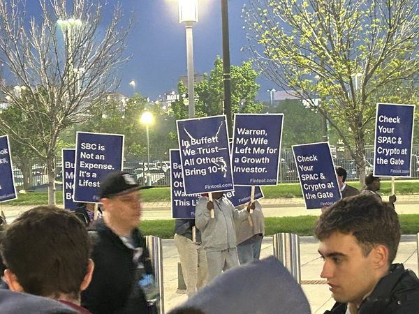 Guerrilla marketing at Berkshire Hathaway